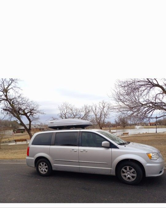 2012 Chrysler Town and Country