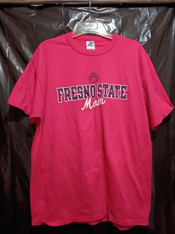 Pink short sleeve crew neck t shirt featuring " Fresno State - Mom. Size Large.