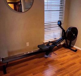 Concept 2 Model D PM5 Rower (Barely Used)