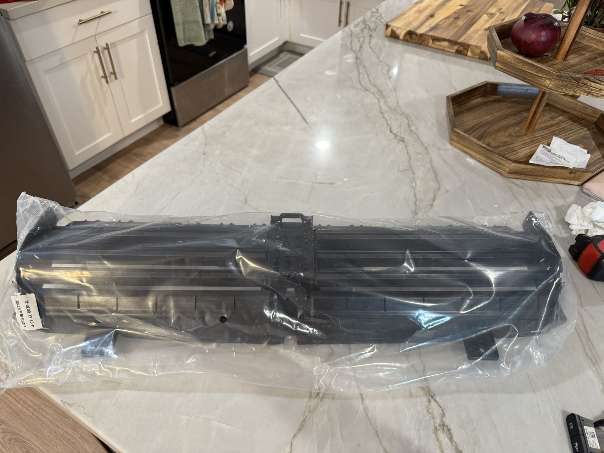 19-23 Jeep Cherokee Grille Shutter