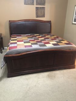 King Bed Dresser Mirror Chest Nightstand (No mattress)