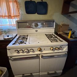 Gaffers and Sattlers Stove