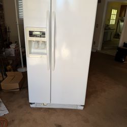 KitchenAid Refrigerator 