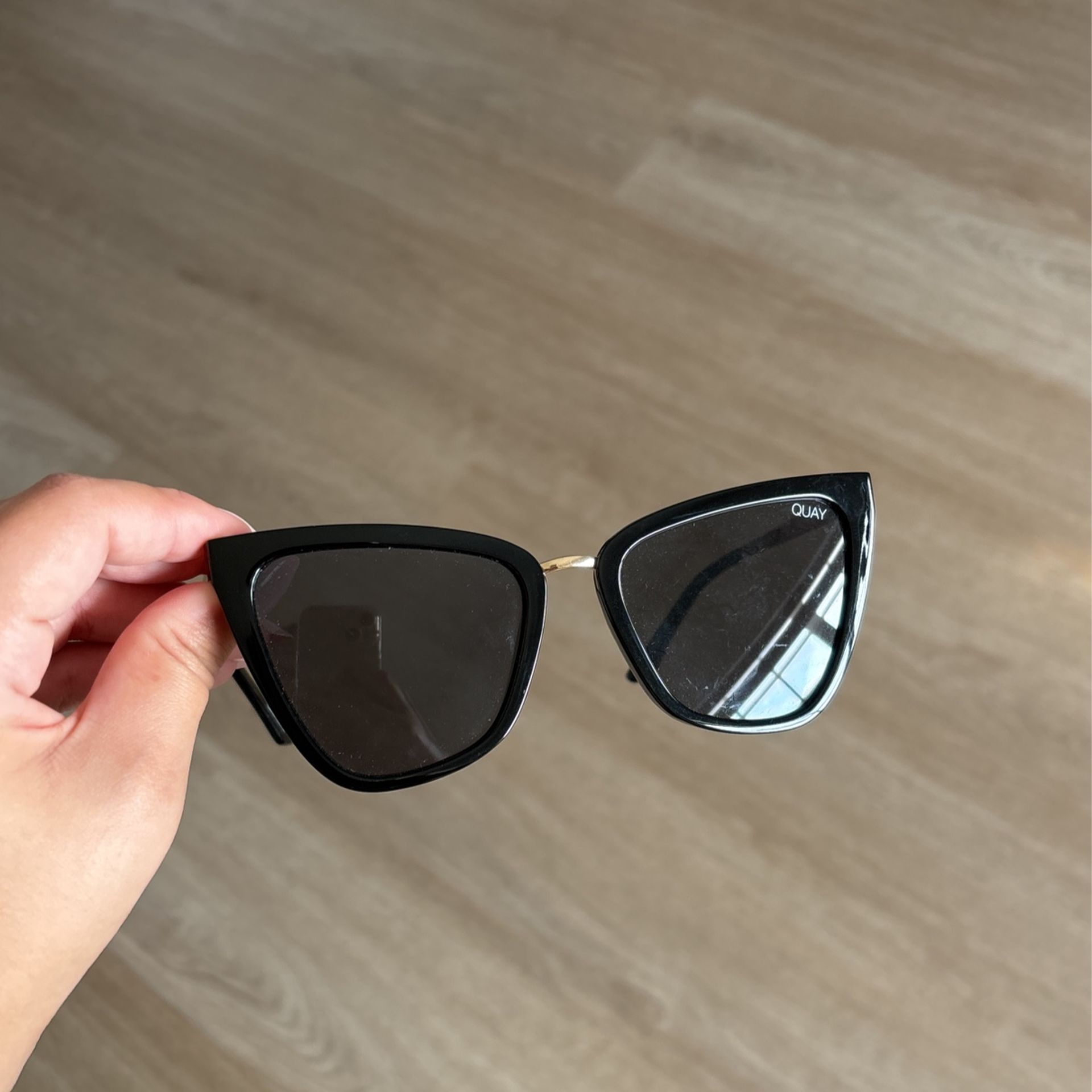 QUAY Sunglasses