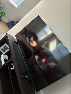 65 Samsung tv and sound bar