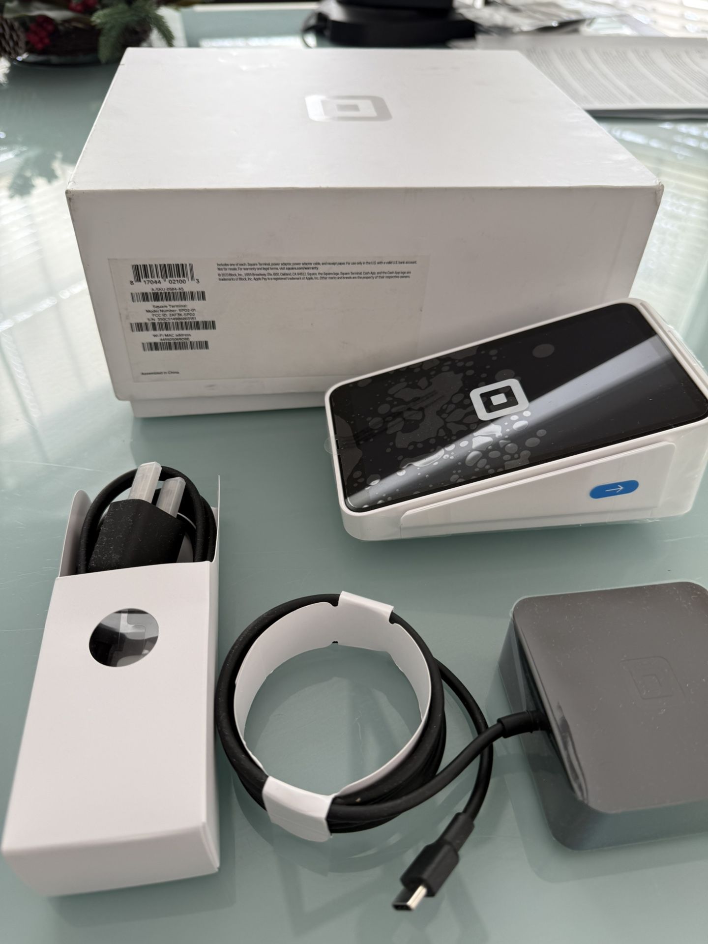 NEW! NEVER USED Square Terminal - Credit Card Machine to Accept All Payments | Mobile POS
