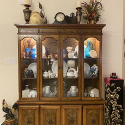 China Cabinet And Hutch