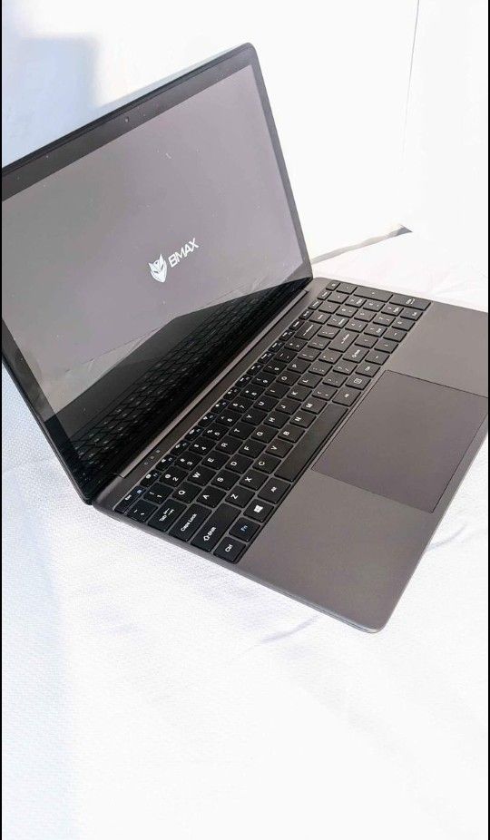 Bmax X15 Laptop 8Gb ram - 256Gb SSD