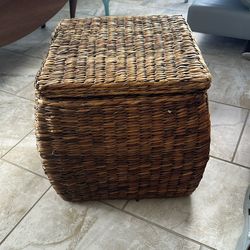 Wicker Storage Ottoman