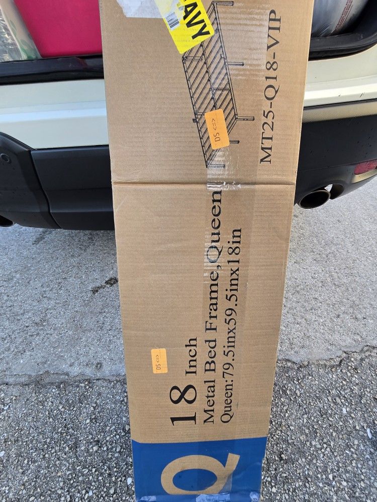 Queen Metal Bed Frame New