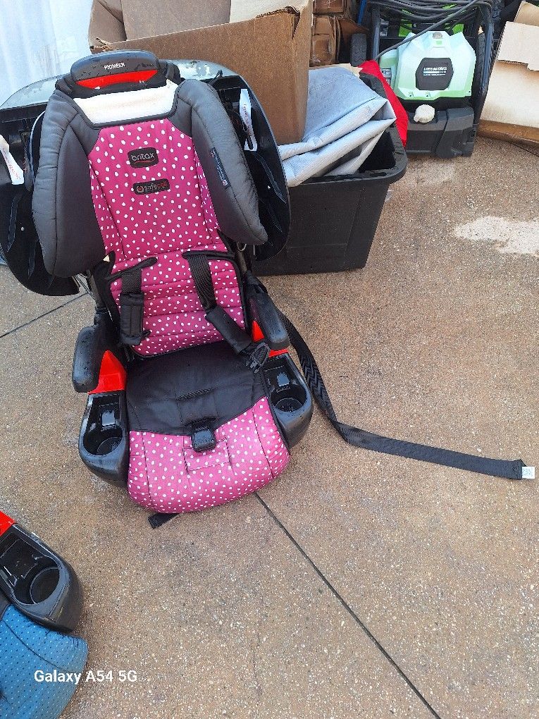 Britax Pioneer Booster Seat