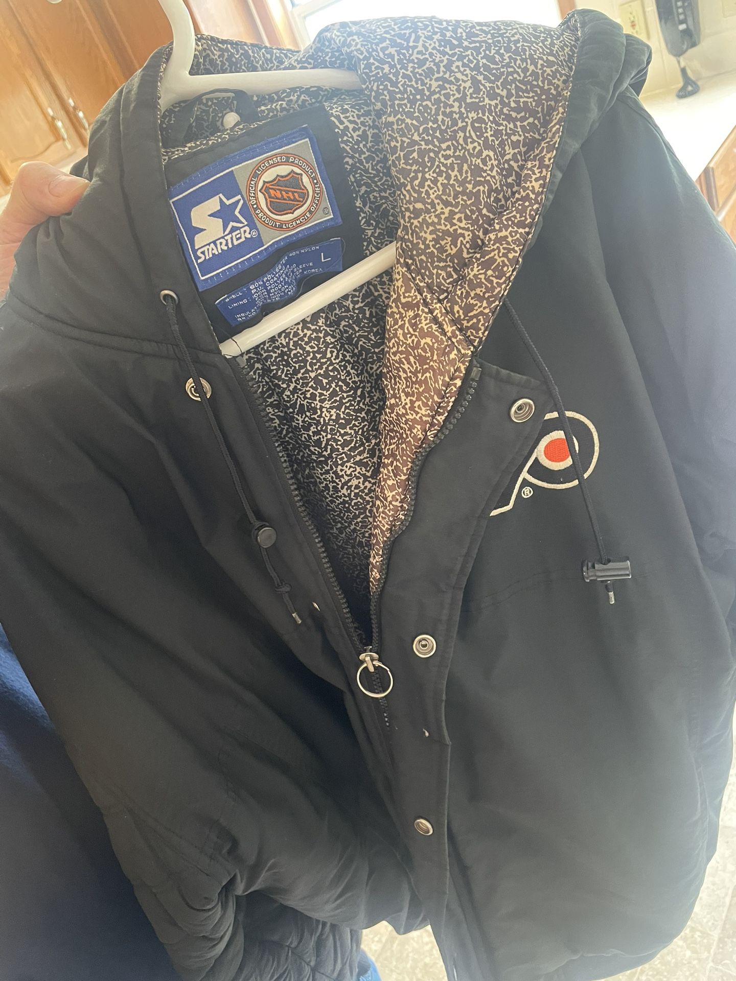 90s Philadelphia Flyers Starter Jacket (Large)