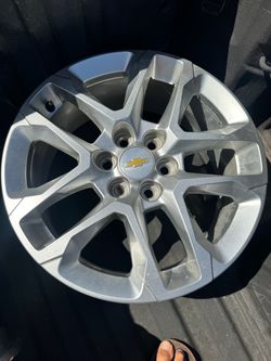 Chevy Colorado or traverse rims