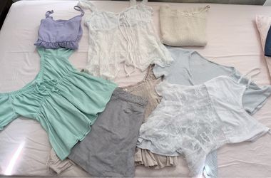 Girly Clothes Bundle 8 Pieces $25