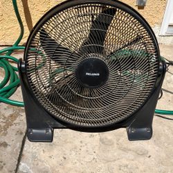 Pelonis 3 Speed Floor Fan