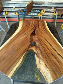 Battle Ship Great And Gold River Table