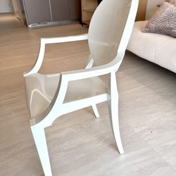 KARTELL chair - Original -  Louis Ghost By Philippe Starck