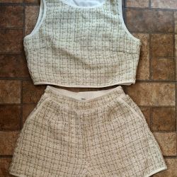 LADIE'S CUTE 2 PIECE OUTFIT/SIZE M