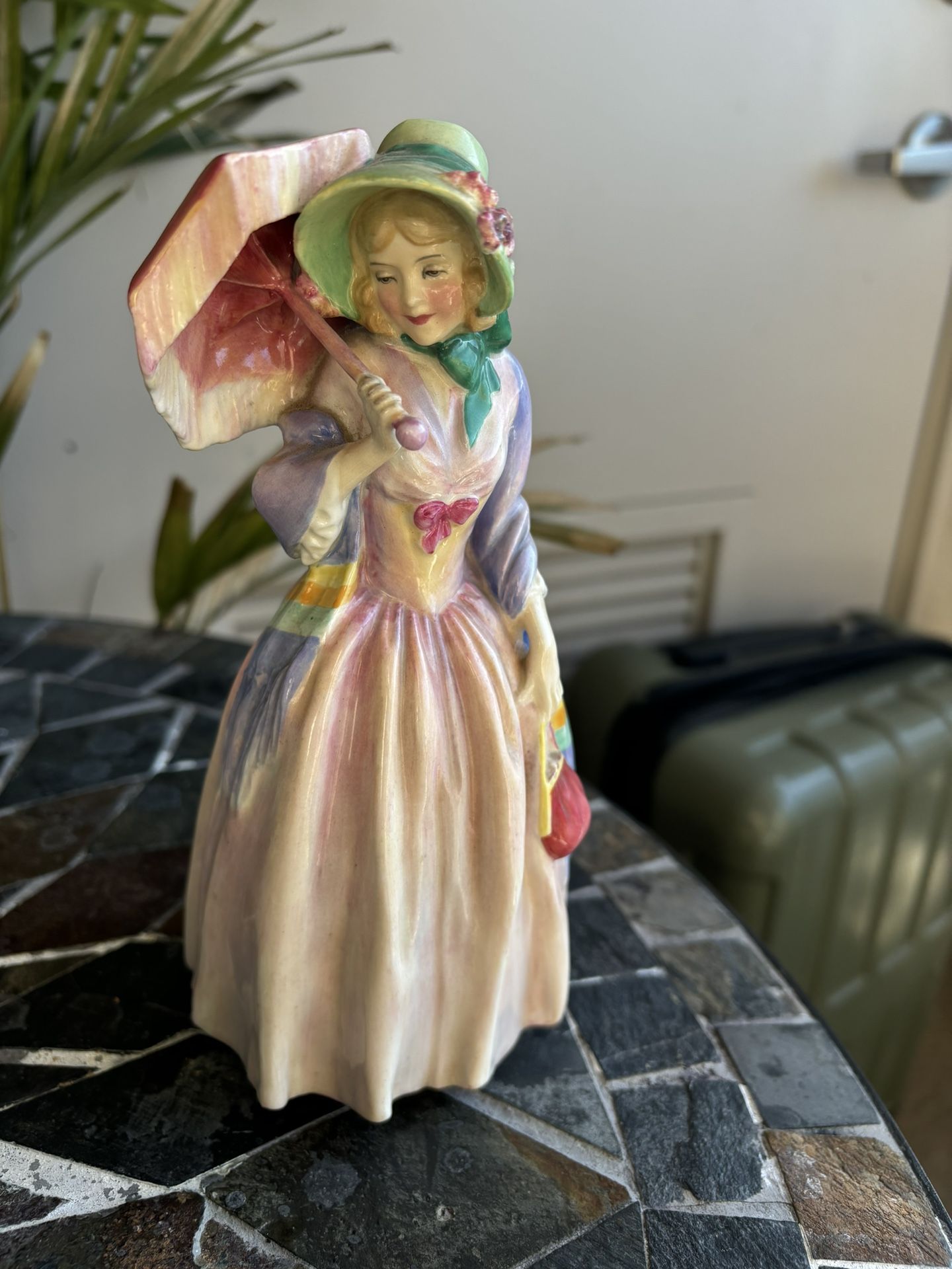 Royal Doulton "Miss Demure" Bone China England Rd No 753474...