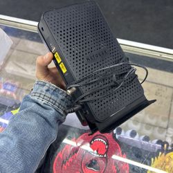 Netgear And 300 Wi-Fi Cable Modem Router