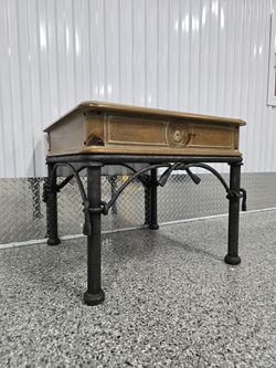 Nighstands, Side Table 