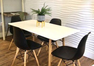 Dining Table & Chairs