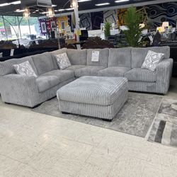 Sectional $999