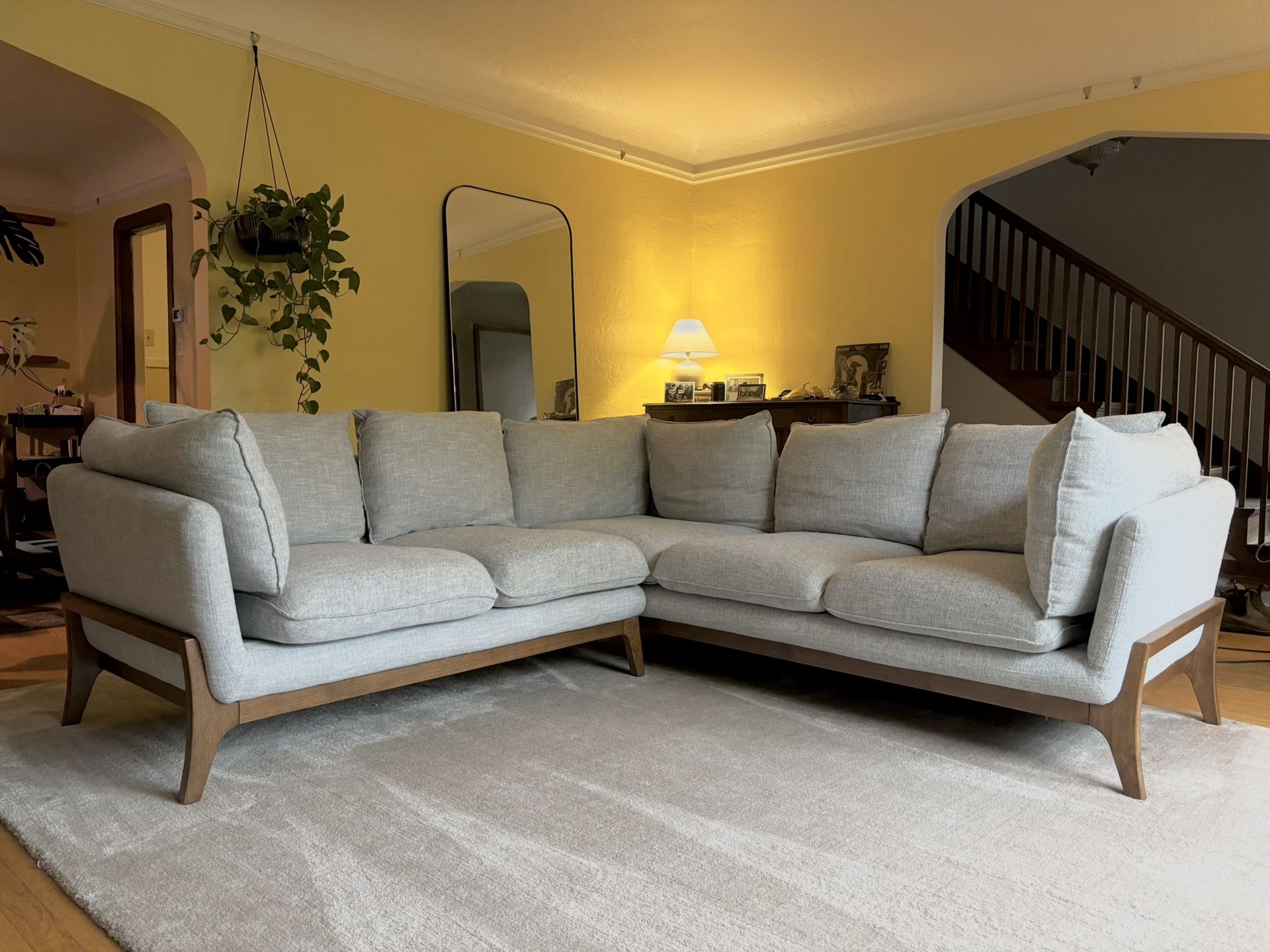 Light Gray L Shaped Sectional Sofa/Couch