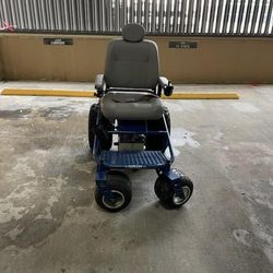 Electric All-Terrain Wheelchair
