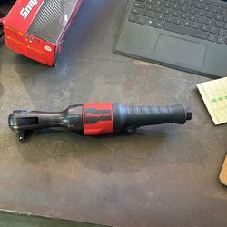 SNAP ON AIR RATCHET