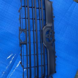 Front Grille Toyota Tundra 2024