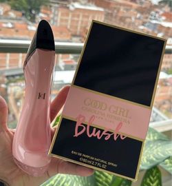 CAROLINA HERRERA