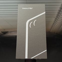 Brand new Galaxy Z flip 7