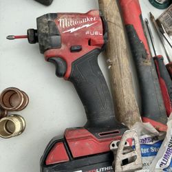 Milwaukee Drill With Battery 