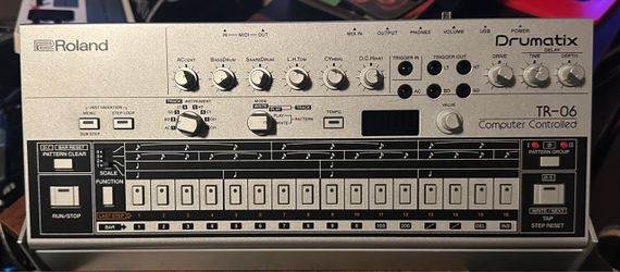 Roland Boutique TR-06