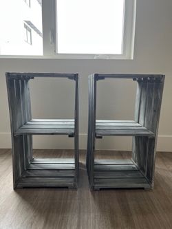 Wooden nightstands/end tables