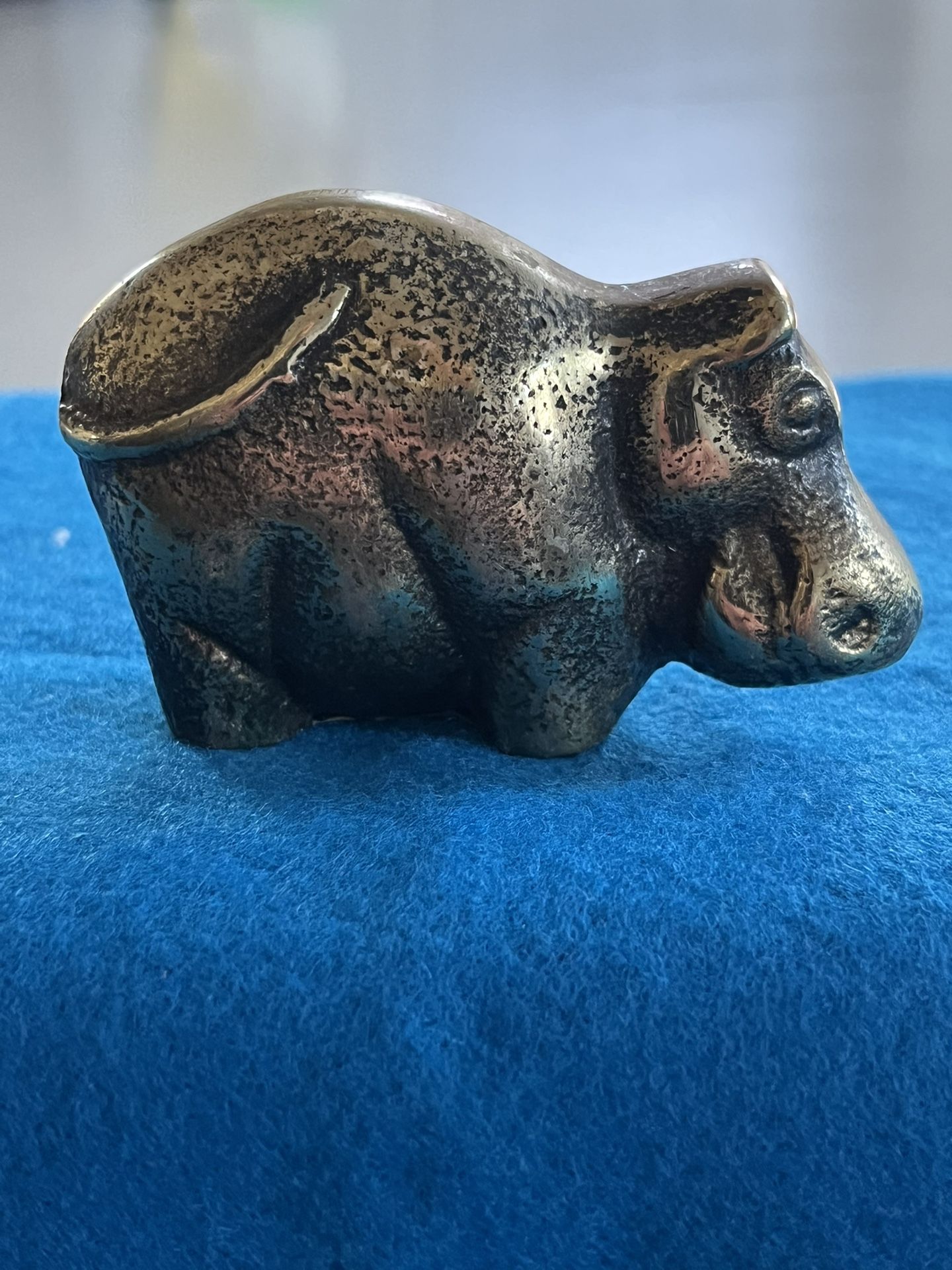 VINTAGE SEIDEN BRASS HIPPO PAPERWEIGHT