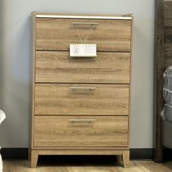 Tall Chest 4 Drawers 
