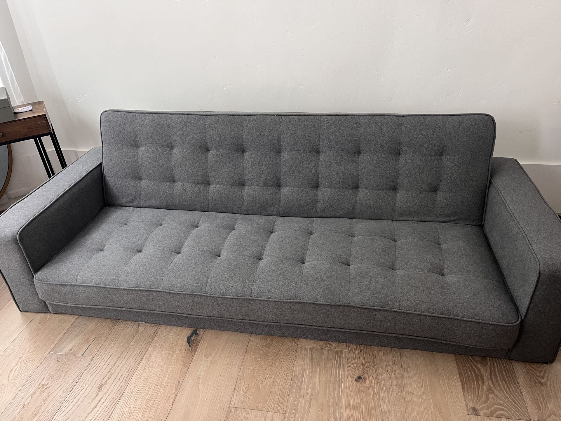 Grey foldable Sofa (no Legs)