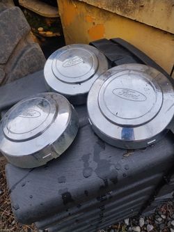 Center Caps For 3/4 Ton Ford Truck 