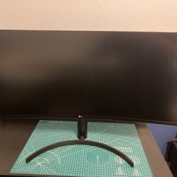 Ultra wide monitor 35” 4k 1440p