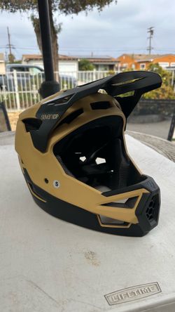 Seven idp full face helmet