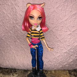 Monster High A Pack of Trouble Howleen Wolf Doll