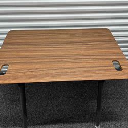 5 Adjustable Desks