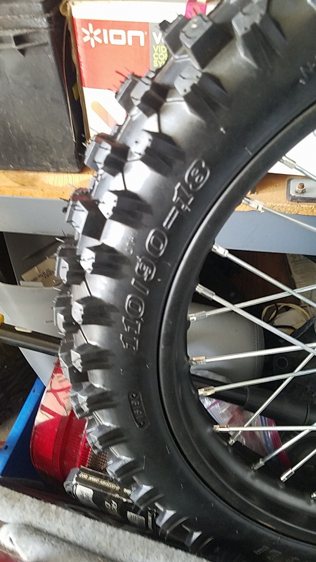 Dirt bike tire & rim 250cc