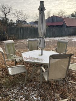 Octagon Patio Set With Chairs And Umbrella