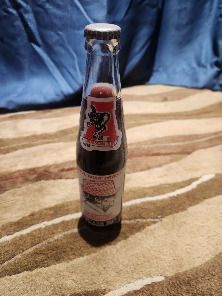Coca Cola Paul "Bear" Bryant Alabama Crimson Tide 10oz Full Soda Bottle