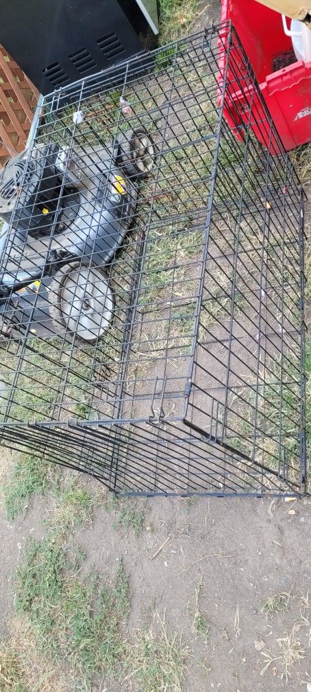 Med To LG Dog Kennel