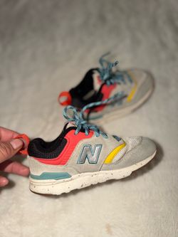 New balance shoes