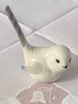 Small Porcelain Bird Figurine